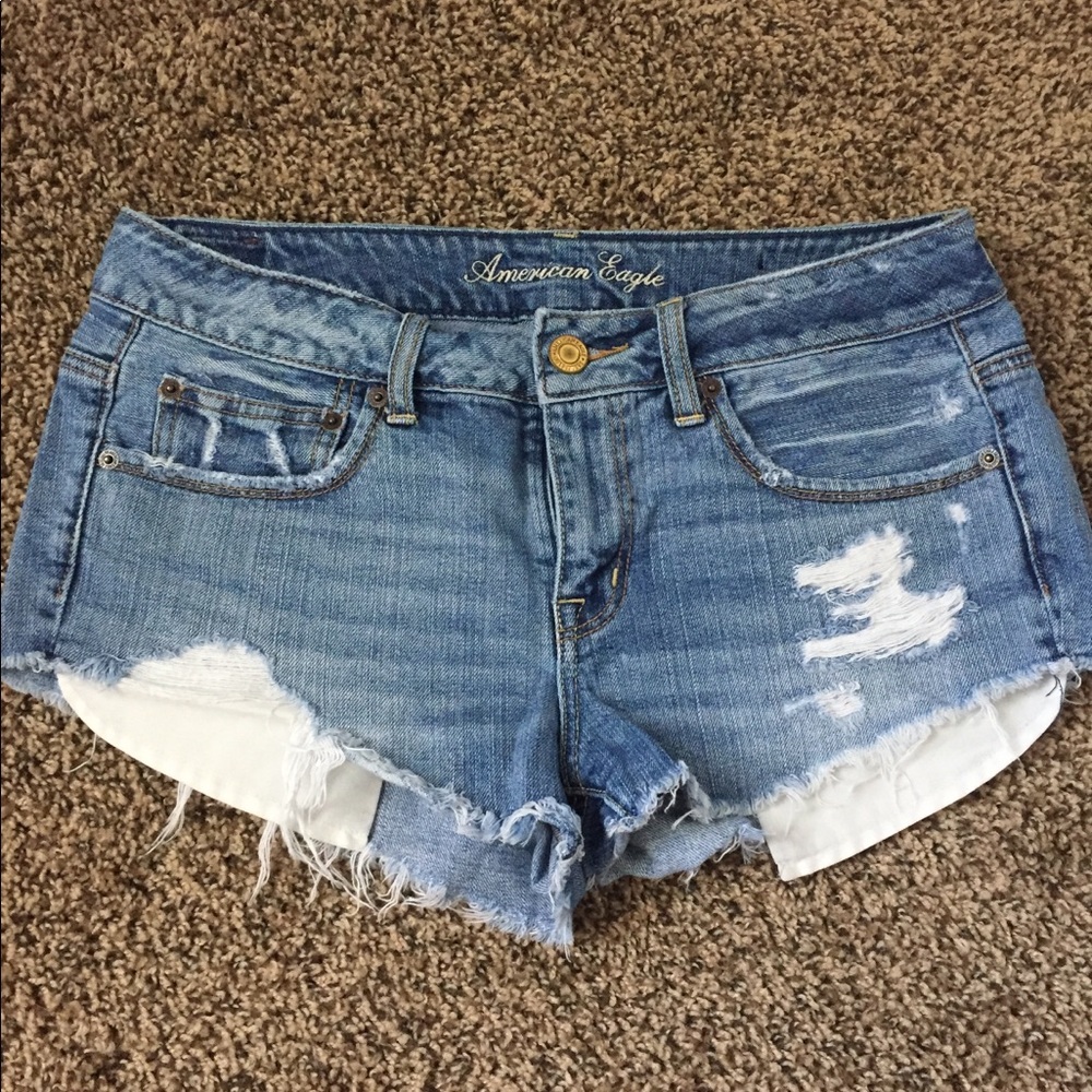 American Eagle denim shorts size 8.